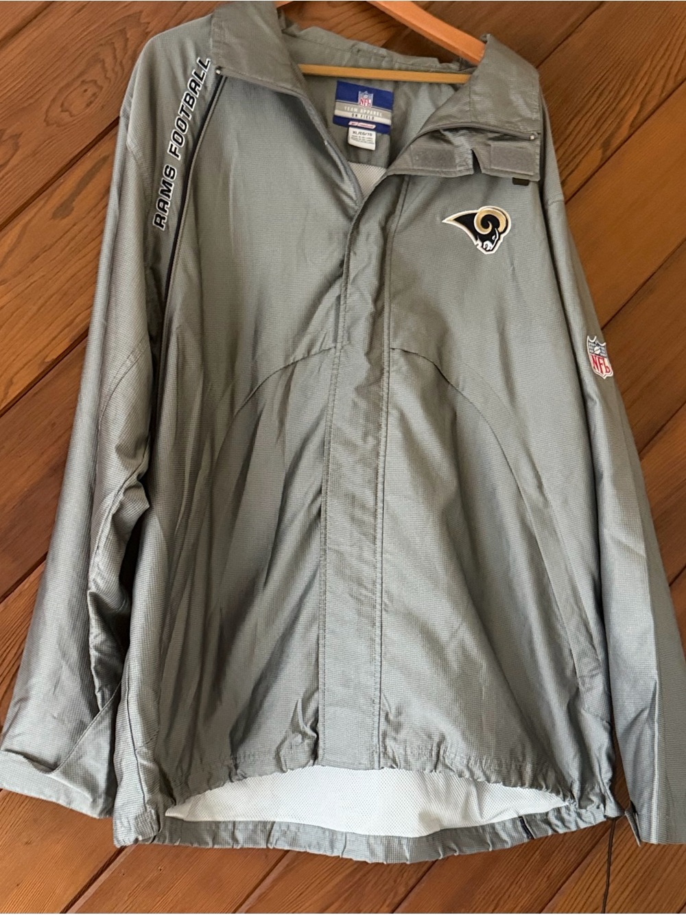 Reebok St. Louis Rams NFL Team Apparel Jacket Vintage XL